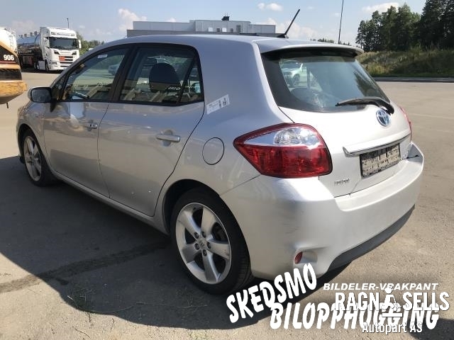 Toyota Auris 2010-2012 (Type I, Fase 2) , Motorkode: 2ZR-FXE, Girkassekode: 