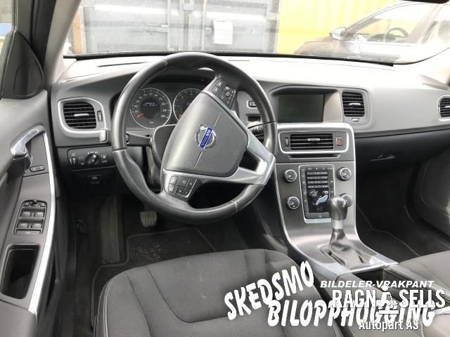 Volvo V60 2010-2013 (Type I, Fase 1) , Motorkode: D4162T, Girkassekode: MMT6
