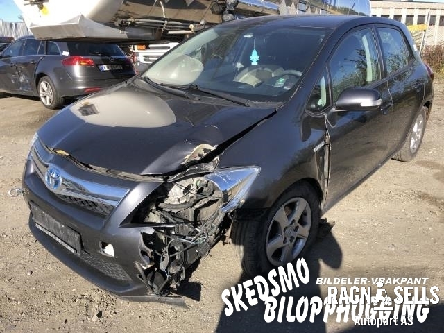 Toyota Auris 2010-2012 (Type I, Fase 2) , Motorkode: 2ZR-FXE, Girkassekode: 