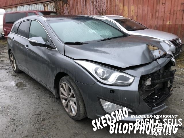 Hyundai i40 2012-2017 , Motorkode: D4FD, Girkassekode: TN02