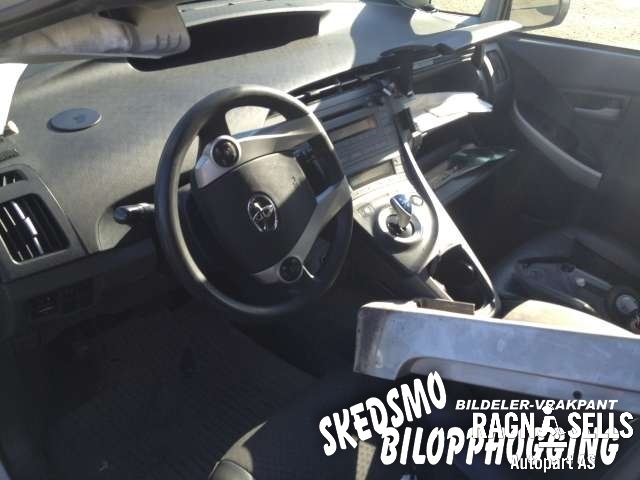 Toyota Prius 2009-2016 (Type III) (COMBI) (COMBI), Motorkode: 2ZR-FXE, Girkassekode: 