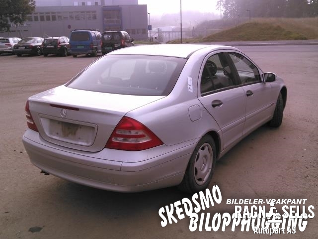 Mercedes C-Klasse 2000-2004 (Fase 1) (W203) (W203), Motorkode: M111.951, Girkassekode: 