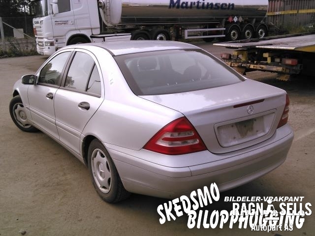 Mercedes C-Klasse 2000-2004 (Fase 1) (W203) (W203), Motorkode: M111.951, Girkassekode: 