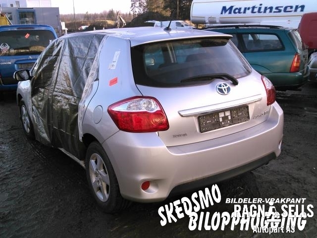 Toyota Auris 2010-2012 (Type I, Fase 2) , Motorkode: 2ZR-FXE, Girkassekode: 
