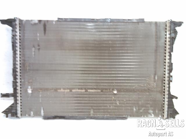 Radiator (manuell gir) til Audi Q3 2011-2014 (Type I, Fase 1)  (BEHR|8K0121251R|)