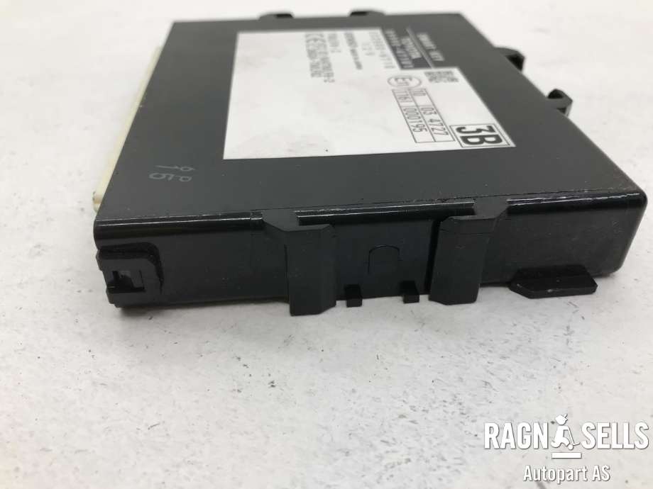 Styreenhet diverse til Toyota Prius +7 2012-2020 (Type III) (stasjonsvogn) (stasjonsvogn) (DENSO|8999047101|)