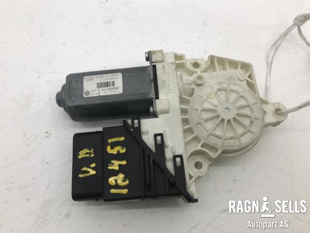 Ruteheis, kun motor, venstre bak til VW Passat 2005-2010 (B6) (B6) (980855111|1K0959703F|)