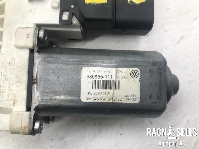 Ruteheis, kun motor, venstre bak til VW Passat 2005-2010 (B6) (B6) (980855111|1K0959703F|)