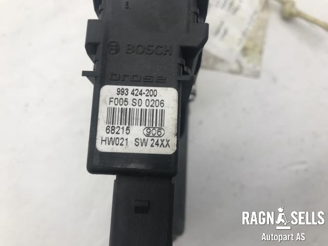 Ruteheis, kun motor, venstre bak til VW Passat 2005-2010 (B6) (B6) (980855111|1K0959703F|)