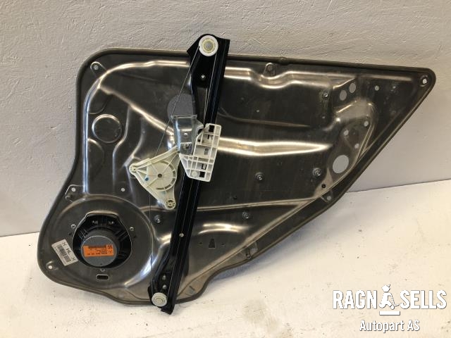 Ruteheis venstre bak til Mercedes GLK 2008-2015 (X204) (X204) (911786103|961109100|)