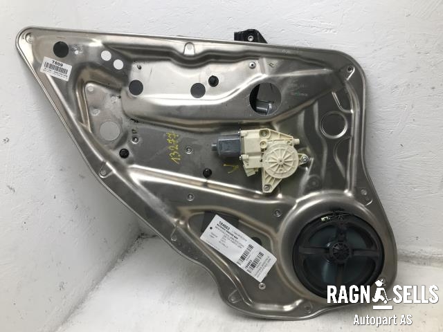 Ruteheis venstre bak til Mercedes GLK 2008-2015 (X204) (X204) (911786103|961109100|)