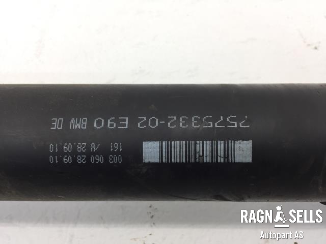 Mellomaksel til BMW 3-Serie 2005-2011 (E90/E91/E92/E93) (E90/E91/E92/E93) (757533202|003060|)