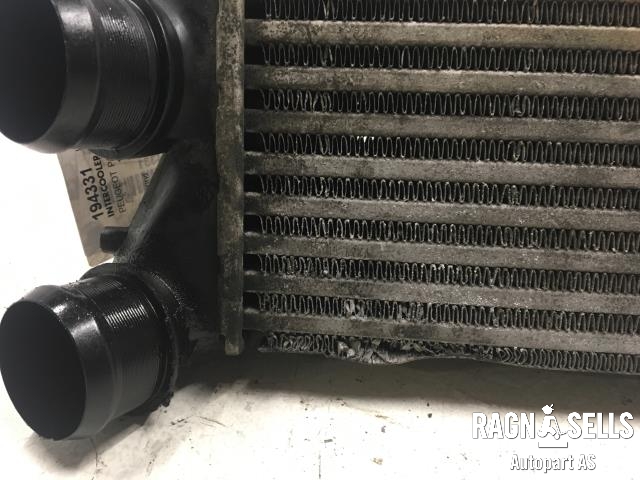 Intercooler til Peugeot Partner 2008-2015 (Type II, Fase 1)  (VALEO|9684212480|M144105C|)