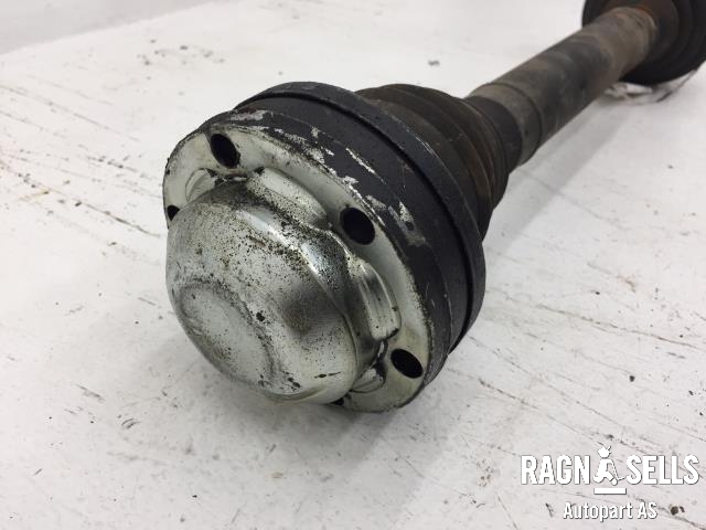 Drivaksel høyre foran, diesel/manuell til Audi A3 2003-2008 (Type II, Fase 1) (1K0 407 272 CR|)