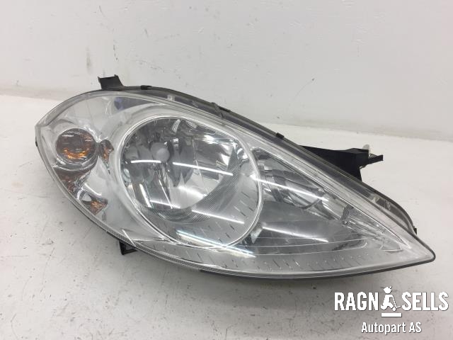 Frontlykt høyre halogen til Mercedes A-Klasse 2005-2012 (W169) (W169) (WDD1693311J113443|A1698200261|)
