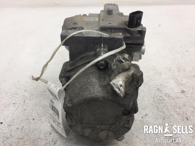 Aircondition kompressor hybrid til Toyota Yaris 2014-2020 (Type III, Fase 2)  (DENSO|0422001350|)