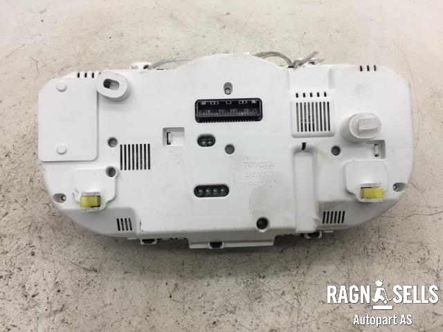 Instrumentpanel til Toyota RAV4 2006-2009 (Type III, Fase 1)  (DENSO|8380042D20|2574302683|)