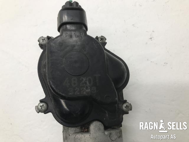 Viskermotor frontrute til Subaru Forester 2002-2005 (Type II, Fase 1)  (4820T32243|)
