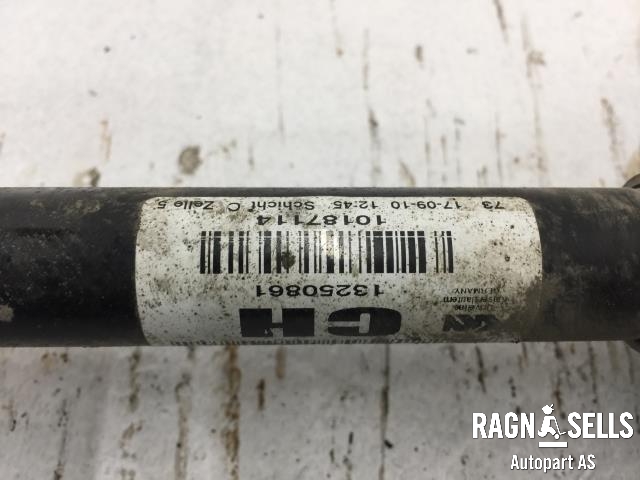 Drivaksel høyre foran, bensin/manuell til Opel Astra J 2010-2015  (10187114|13250861|)