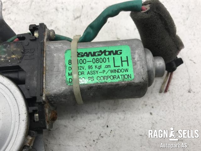 Ruteheis venstre bak til SsangYong Rexton 2004-2006 (Fase 2) (Y200) (Y200) (8810008001|)