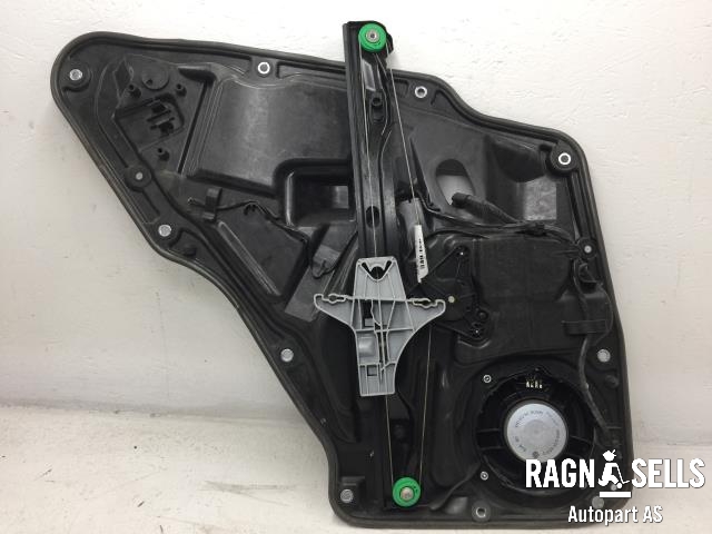 Ruteheis høyre bak til VW Tiguan 2007-2011 (Type I, Fase 1) (5N0839730M|5N0959704D|)