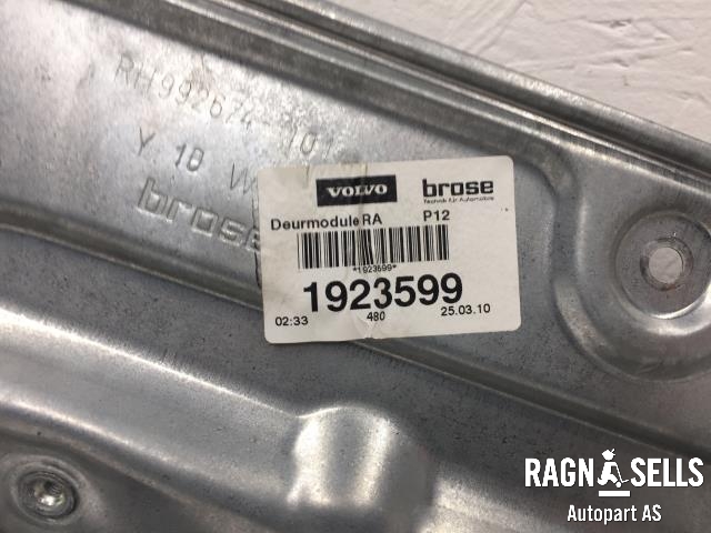 Ruteheis høyre bak til Volvo V50 2007-2012 (Fase 2)  (BROSE|992674101|8679083|31264191AA)