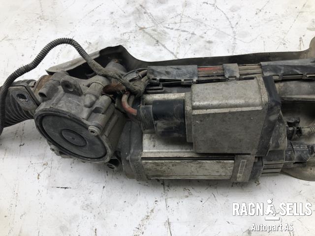 Tannstang elektrisk til Audi A3 2003-2008 (Type II, Fase 1) (1K1 423 055 M|1K1 423 055 K|)