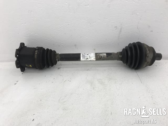Drivaksel høyre foran, bensin/automat til Audi A6 2005-2008 (Type III, Fase 1) (C6) (C6) (4F0 407 271 H|)