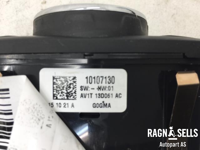 Bryter lys til Ford Transit Courier 2014-2018 (Type I, Fase 1)  (AV1T13D061AC|10107130|)