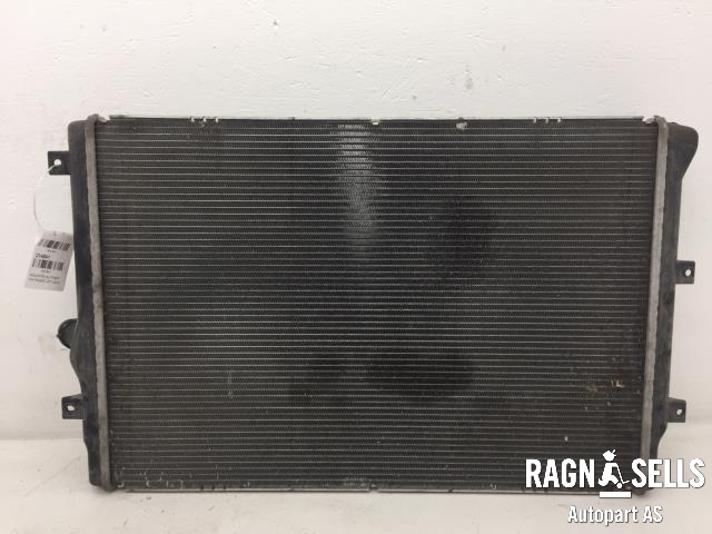 Radiator (automat gir) til VW Passat 2011-2015 (B7) (B7) (3AA121253|)