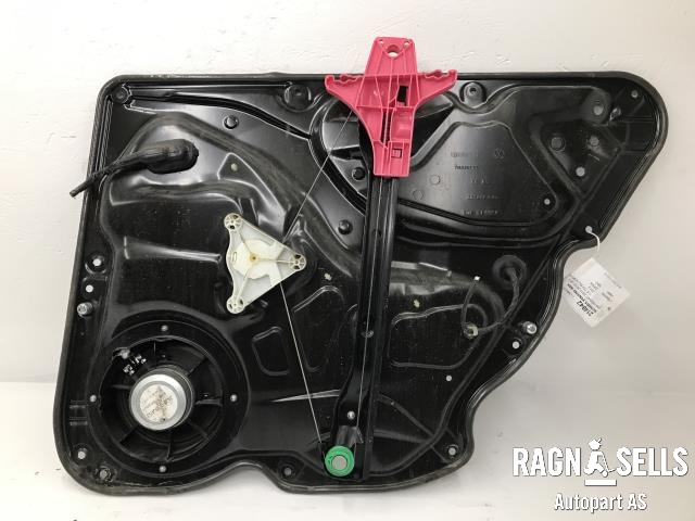 Ruteheis venstre bak til VW Passat 2011-2015 (B7) (B7) (BROSE|3AA839755|92992102|974225320)