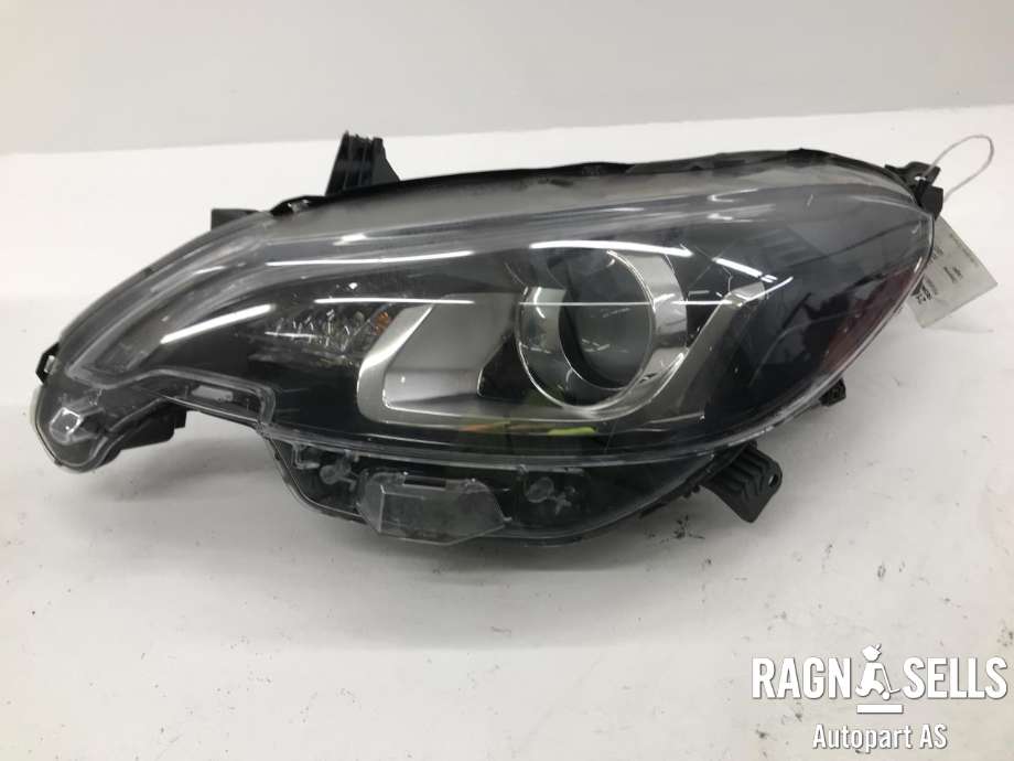 Frontlykt venstre halogen til Peugeot 108 2014-->> (811500H150|90026268|)