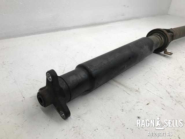 Mellomaksel til BMW X5 2000-2006 (E53) (E53) (26 10 7 510 001|)