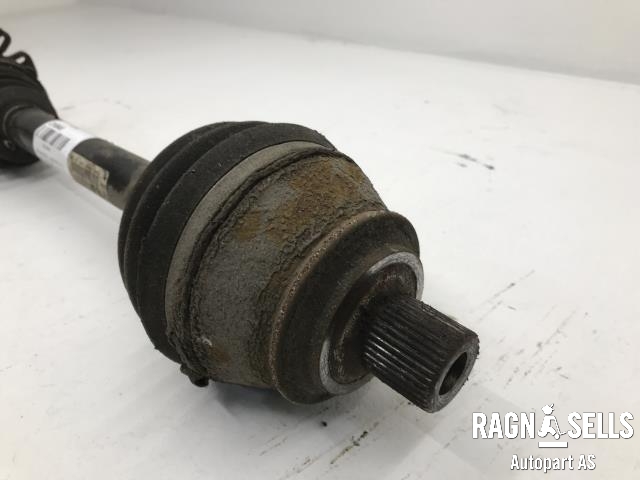 Drivaksel høyre foran, diesel/automat til Audi A6 2005-2008 (Type III, Fase 1) (C6) (C6) (4F0407272J|)