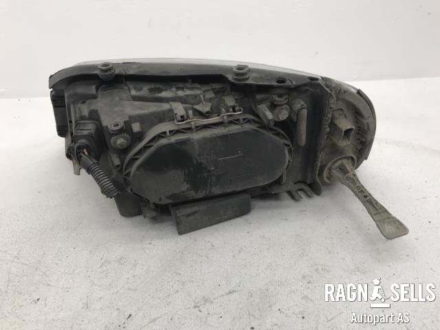 Frontlykt høyre halogen til VW Sharan 2000-2010 (Type I, Fase 2)  (7M3941016AD|0301182202|)
