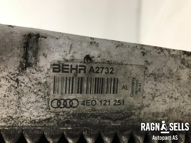 Radiator (automat gir) til Audi A8 2003-2010 (Type II) (4E0121251|)