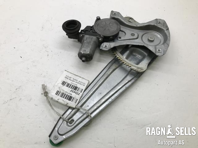 Ruteheis høyre bak til Toyota Yaris 2012-2014 (Type III, Fase 1)  (DENSO|857200D120|)