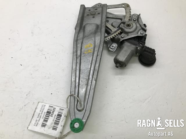 Ruteheis høyre bak til Toyota Yaris 2012-2014 (Type III, Fase 1)  (DENSO|857200D120|)
