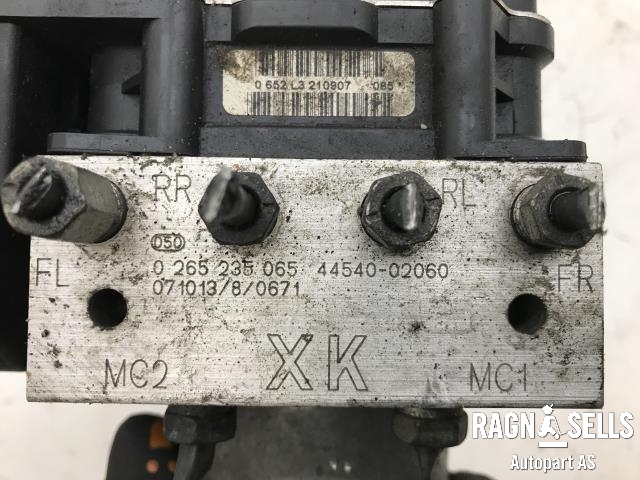 ABS sentral til Toyota Auris 2007-2010 (Type I, Fase 1)  (0265235065|4454002060|)