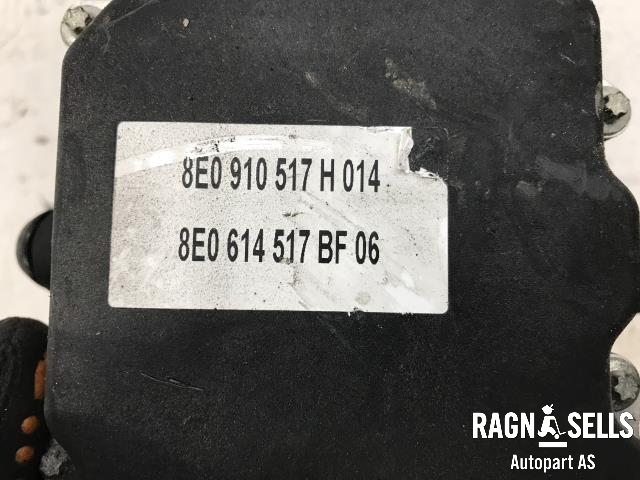 ABS sentral til Audi A4 2004-2008 (Type III) (B7) (B7) (8E0 614 517 BG|)
