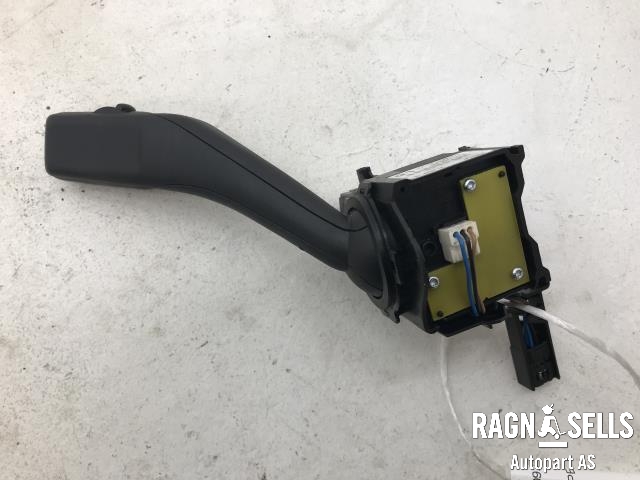 Bryter visker til VW Caddy 2004-2010 (Type III, Fase 1) (1K0953519H|)
