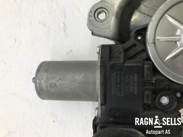 Ruteheis høyre foran til Toyota Prius +7 2012-2020 (Type III) (stasjonsvogn) (stasjonsvogn) (0620204011|)