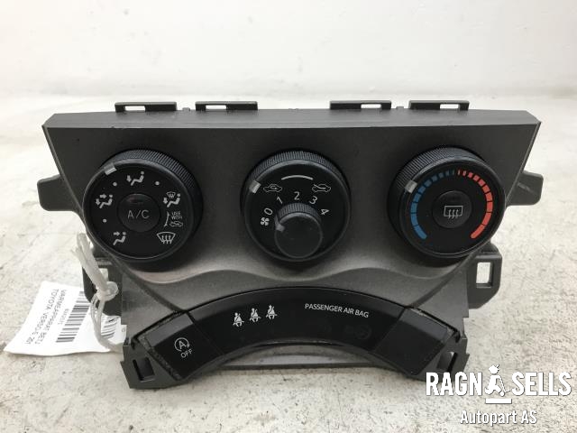 Varmeapparat betjening til Toyota Verso-S 2011-2015 (COMBI) (COMBI) (8395052130|)