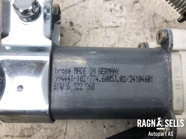 Ruteheis høyre foran til BMW 5-Serie 2003-2010 (E60/E61) (E60/E61) (6922268|)