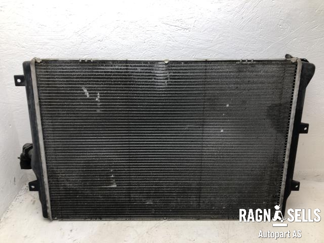 Radiator (automat gir) til VW Passat 2011-2015 (B7) (B7) (3C0121253AR|)