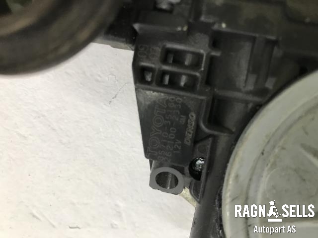 Ruteheis høyre foran til Toyota Urban Cruiser 2009-2014 (DENSO|8571035180|2624002330|)
