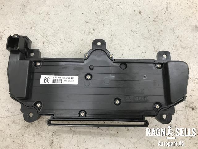 Bilstereo navigasjon betjeningspanel til Opel Insignia A 2009-2014  (13273256|)