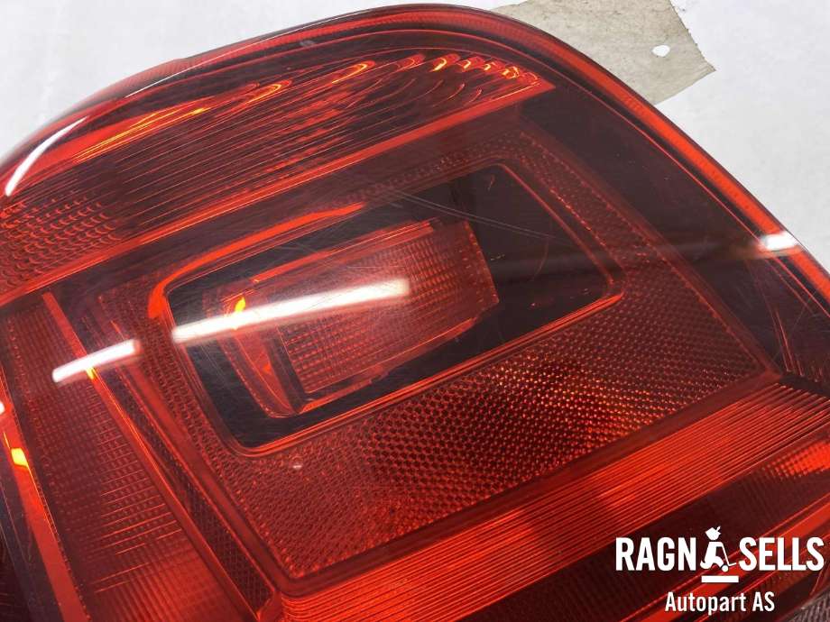 Baklykt venstre til VW Polo 2014-2017 (Type V, Fase 2)  (6C0 945 095 K|)