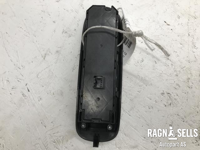 Bryter ruteheis førerdørspanel til Ford S-Max 2006-2010 (Type I, Fase 1)  (7S7T14A132BC|)