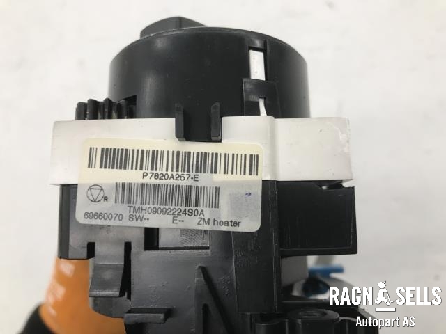 Varmeapparat betjening til Mitsubishi Colt 2009-2013 (Type VII, Fase 2) (7820A257E|)